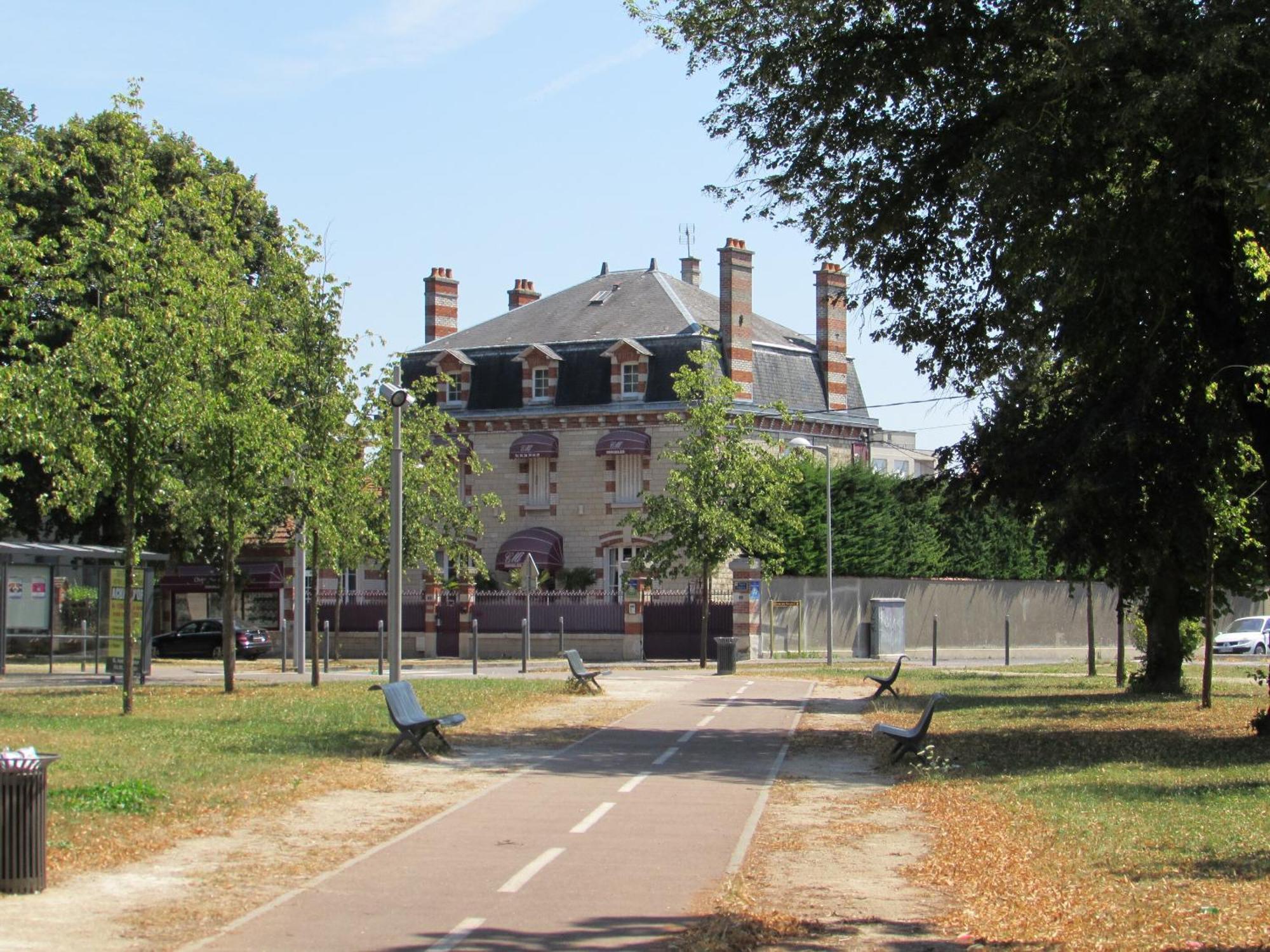 فندق Manoir Francois 1Er Vitry-le-François المظهر الخارجي الصورة