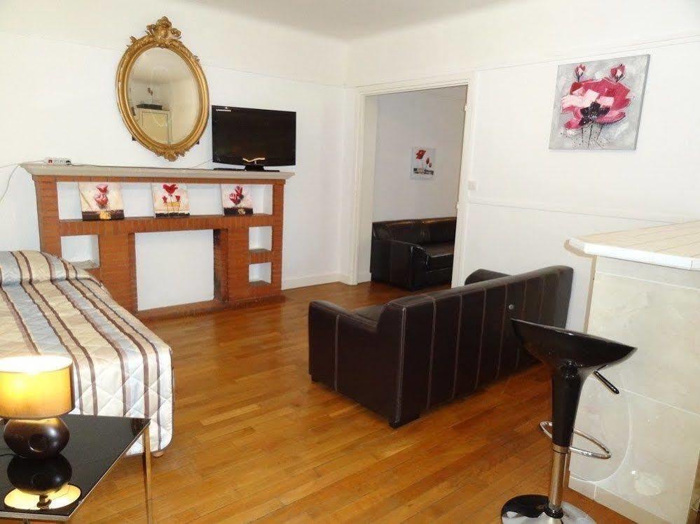 فندق Manoir Francois 1Er Vitry-le-François المظهر الخارجي الصورة